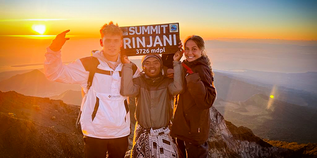 TREKKING-RINJANI-LOMBOK-WEBSLIDER