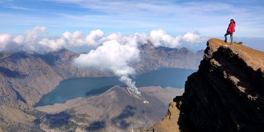 menikmati-sisi-eksotis-gunung-rinjani-di-tanah-lombok